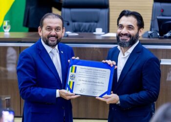 Laerte Gomes homenageia servidores do DER-RO e entrega Título de Cidadão Honorário ao coronel Eder Fernandes