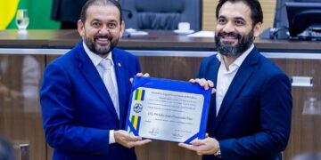 Laerte Gomes homenageia servidores do DER-RO e entrega Título de Cidadão Honorário ao coronel Eder Fernandes