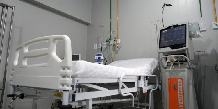 Prefeitura abre credenciamento para ampliar cirurgias e reduzir fila