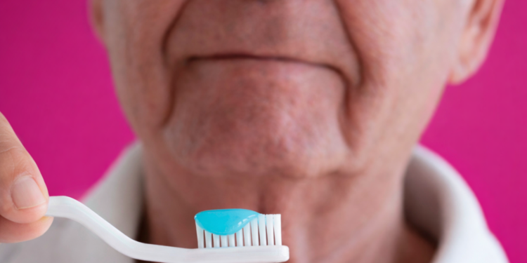 Saúde bucal: consultas regulares são essenciais para prevenir doenças silenciosas