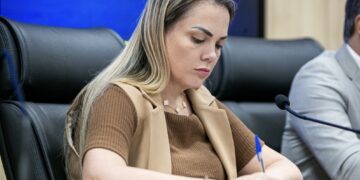 Cláudia de Jesus destina R$ 250 mil para hospital de Governador Jorge Teixeira