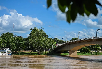 VIZINHO: Rio Acre atinge 13,85 metros e se aproxima da cota de transbordo