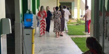 Ieda Chaves acompanha resgate de idosa em situação de vulnerabilidade em Porto Velho