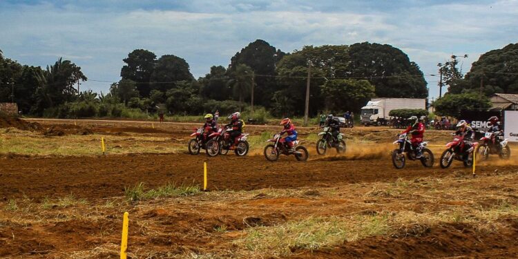 Guajará-Mirim recebe primeira etapa do Campeonato Regional Norte de Motocross