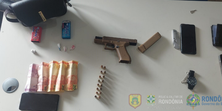 AÇÃO DA POLÍCIA MILITAR EM ADEGA TERMINA COM QUATRO PRESOS E APREENSÃO DE ARMA E DROGAS EM VILHENA