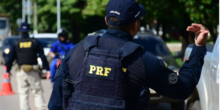 PRF em Rondônia cumpre 6 mandados de prisão no final de semana