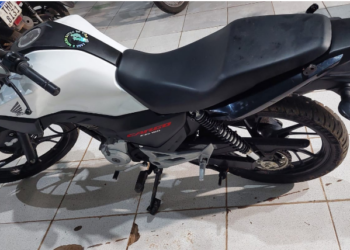 Polícia Militar prende irmãos suspeitos de tráfico de drogas no bairro Tucumanzal