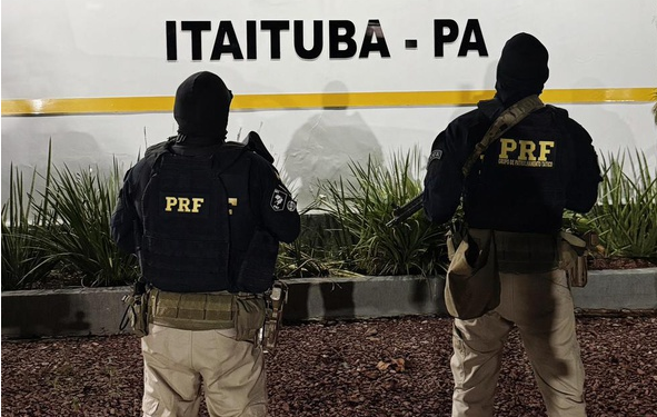 PRF e PF realizam prisão de foragido em Itaituba/PA