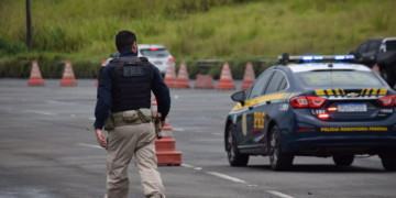 Operação Tiradentes 2026: PRF reforça fiscalização nas rodovias federais da Bahia