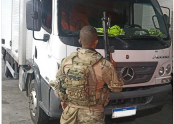 Carga avaliada em R$ 200 mil é recuperada após tentativa de roubo na Dutra