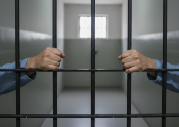 ARIQUEMES – FORÇA TÁTICA CAPTURA FORAGIDO DA JUSTIÇA E CUMPRE MANDADOS DE PRISÃO EM AÇÕES DISTINTAS