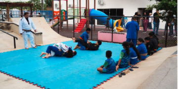 Projeto Construindo Campeões atende 200 jovens na Praça CEU