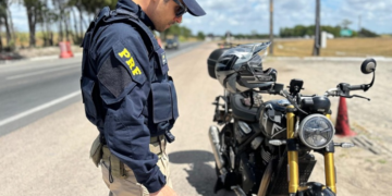 PRF lança Operação Tiradentes com foco na fiscalização de motocicletas em Pernambuco