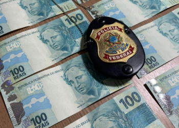 PF prende mulher em flagrante ao receber cédulas falsas em Concórdia/SC