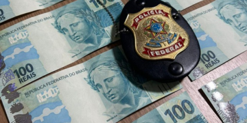 PF prende mulher em flagrante ao receber cédulas falsas em Concórdia/SC