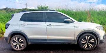 JI-PARANÁ – CARRO E MOTOCICLETA ROUBADOS SÃO RECUPERADOS PELA POLICIA MILITAR