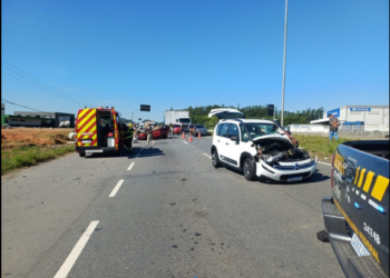 Feriadão de Tiradentes: PRF flagra milhares de infrações de trânsito nas rodovias catarinenses