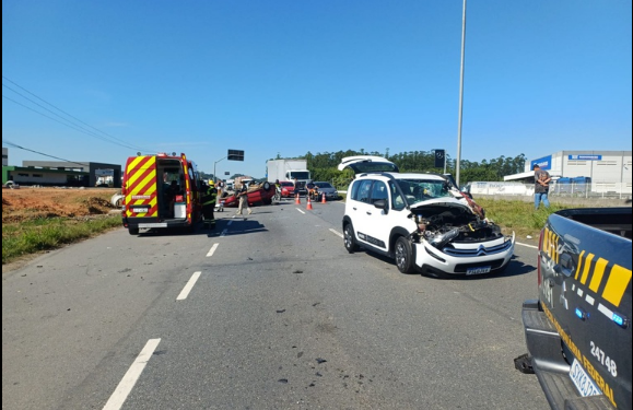 Feriadão de Tiradentes: PRF flagra milhares de infrações de trânsito nas rodovias catarinenses