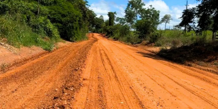 Melhorias na RO-476 facilitam acesso e garantem melhor trafegabilidade em Presidente Médici