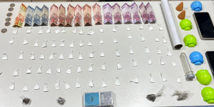 Menor é apreendido com drogas em residência usada como ponto de venda em Porto Velho