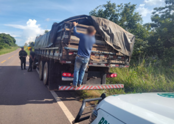Batalhão de Polícia Ambiental apreende madeira ilegal durante fiscalização em Vilhena