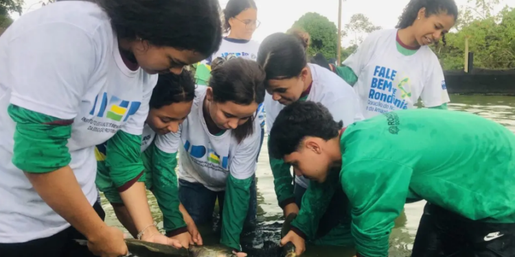 Educação profissional amplia ensino de piscicultura em Rondônia