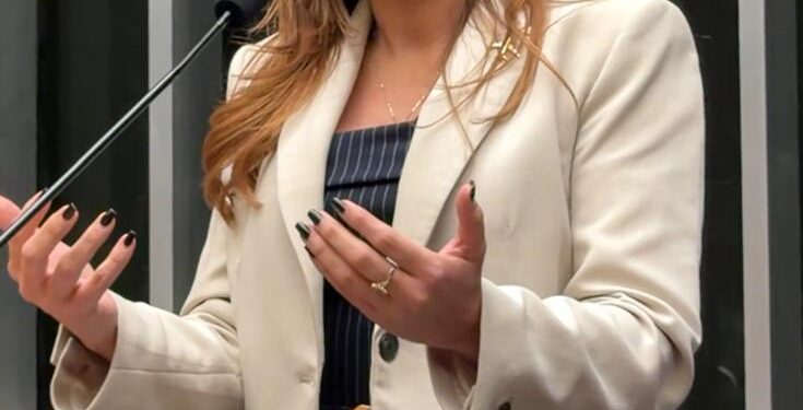 Cristiane Lopes faz história e aprova PL dos Voos que transforma a aviação na Região Norte