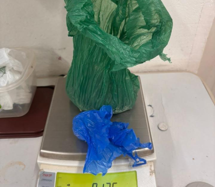 PMRO CAPTURA FORAGIDO E APREENDE DROGA DURANTE OCORRÊNCIA EM UNIDADE HOSPITALAR DE GUAJARÁ-MIRIM