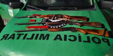 POLÍCIA MILITAR APREENDE TRÊS ESPINGARDAS E PRENDE SUSPEITOS DURANTE OPERAÇÃO EM SERINGUEIRAS
