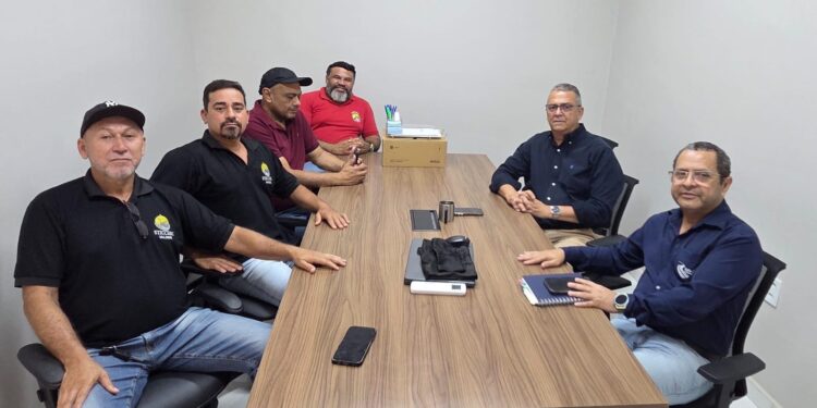 STICCERO se reúne com consórcio responsável pela Nova 364 para tratar de direitos e contratações