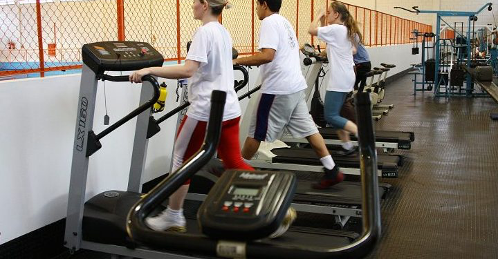 Comissão aprova restrição para homens condenados por agredir mulheres