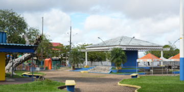 Praça Aluízio Ferreira é opção de lazer para famílias