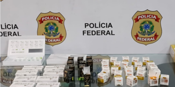 PF prende homem com medicamentos e anabolizantes no Aeroporto do Galeão