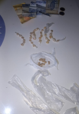 Polícia Militar apreende 55 pedras de crack e dois adolescentes durante patrulhamento em Porto Velho