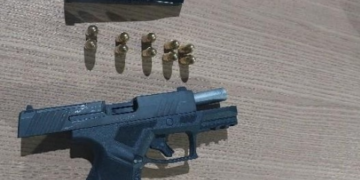 Polícia Militar prende homem por ameaça e posse irregular de arma durante ocorrência de violência doméstica