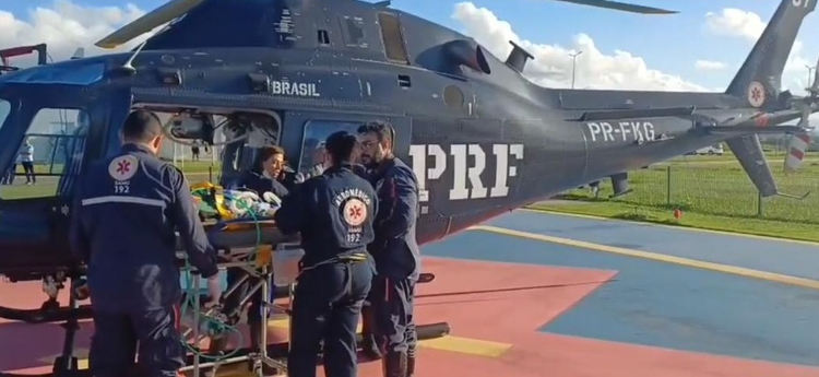 Bebê é transportado de helicóptero após sofrer parada cardiorrespiratória no Grande Recife