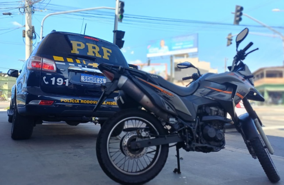 PRF recupera duas motocicletas clonadas em intervalo de 12 horas em Serra