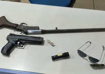 Ação da PMRO resulta em prisão, apreensão de arma e recuperação de embarcações furtadas em Porto Velho