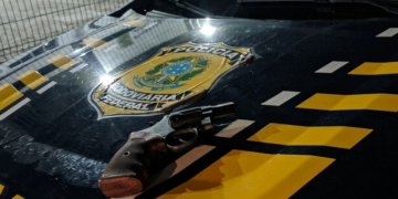 PRF detém condutor alcoolizado e com arma de fogo em Nossa Senhora do Socorro