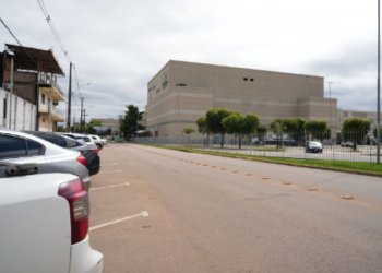 Um ano depois, estacionamento no entorno do shopping facilita acesso e organiza trânsito