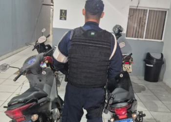 Veículo clonado é apreendido pela Polícia Militar e condutora é presa por receptação e adulteração veicular