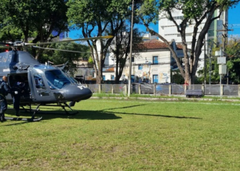 Idosa com quadro cardiológico grave é transferida de helicóptero de Palmares para Recife