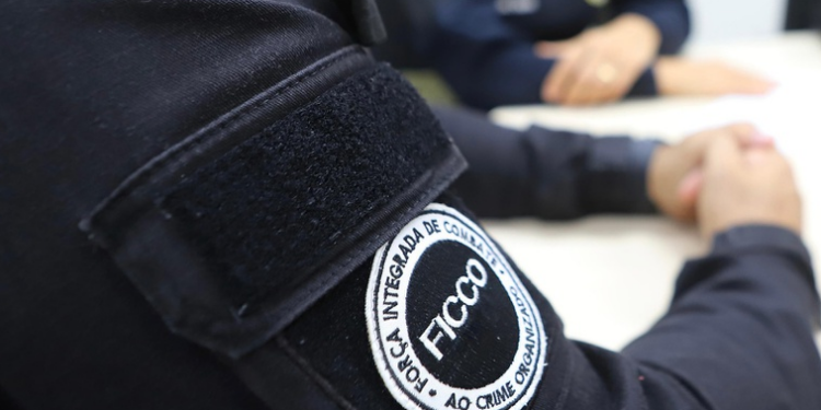 FICCOs apreendem mais de 4,2 toneladas de drogas e efetuam prisões pelo país