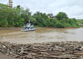 Manutenção nas áreas de atracação fortalece segurança da navegação no Porto de Porto Velho