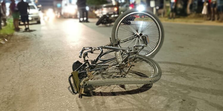 Acidente entre motocicleta e ciclista deixa três feridos na zona leste de Porto Velho; passageira fica em estado grave
