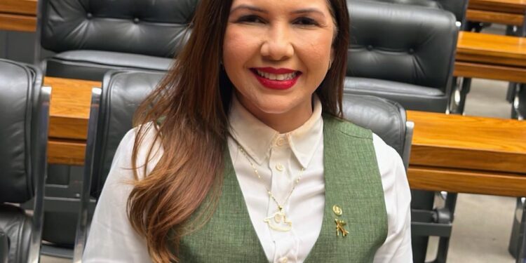 Deputada Cristiane Lopes cumpre agenda intensa em Brasília com articulação nacional e diálogo com lideranças