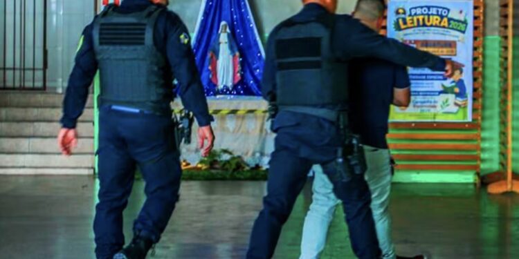 Advogado dono da arma usada em ataque em escola presta depoimento e é liberado