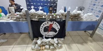 FORÇA TÁTICA DO 5°BPM, FITCCO E FICCO APREENDEM MAIS DE 70 QUILOS DE DROGAS EM RESIDÊNCIA ABANDONADA NA ZONA LESTE DE PORTO VELHO
