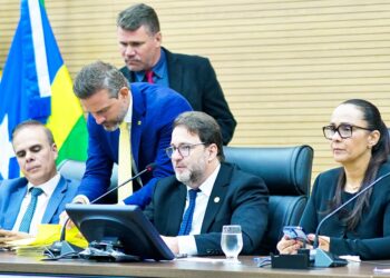 Assembleia Legislativa aprova projeto que institui Carteira da Mãe Atípica em Rondônia