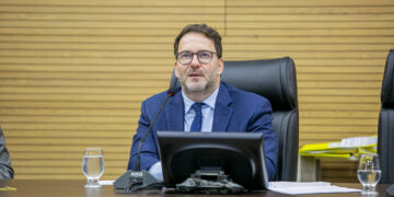 Deputado Alex Redano solicita ao Governo aquisição urgente de medicamentos para Ji-Paraná e Cerejeiras